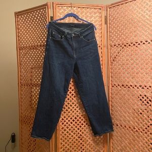 {universal standard} High Rise straight leg jeans.